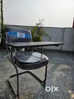 Student chairs for coaching institutes and classrooms.