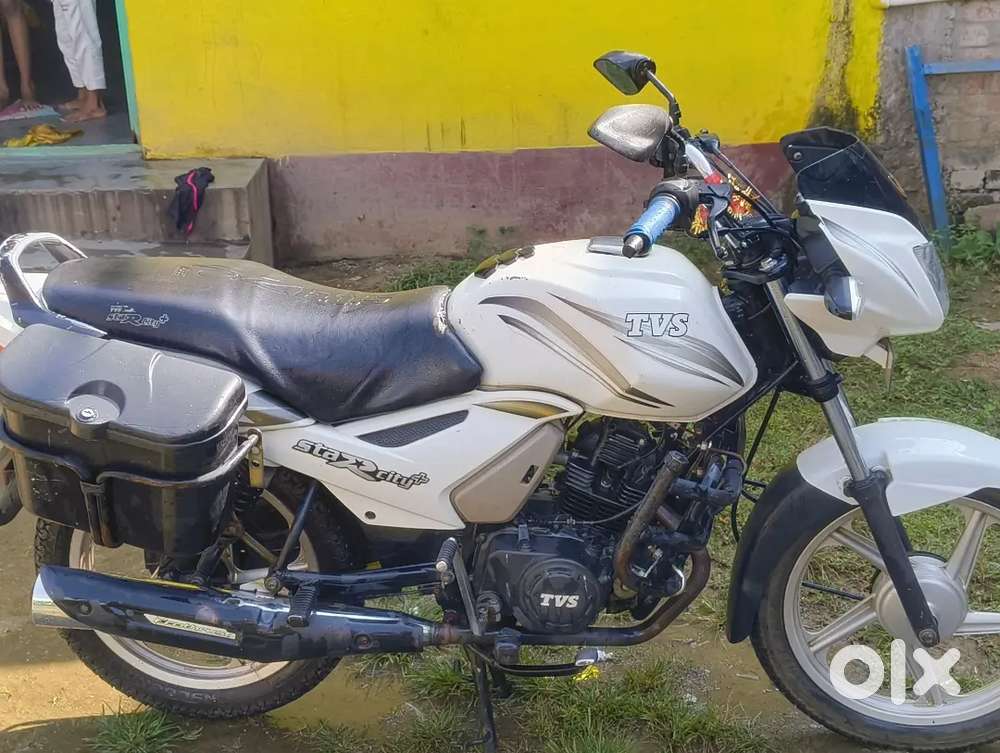 TVS STAR CITY PLUS GOLDEN MODEL