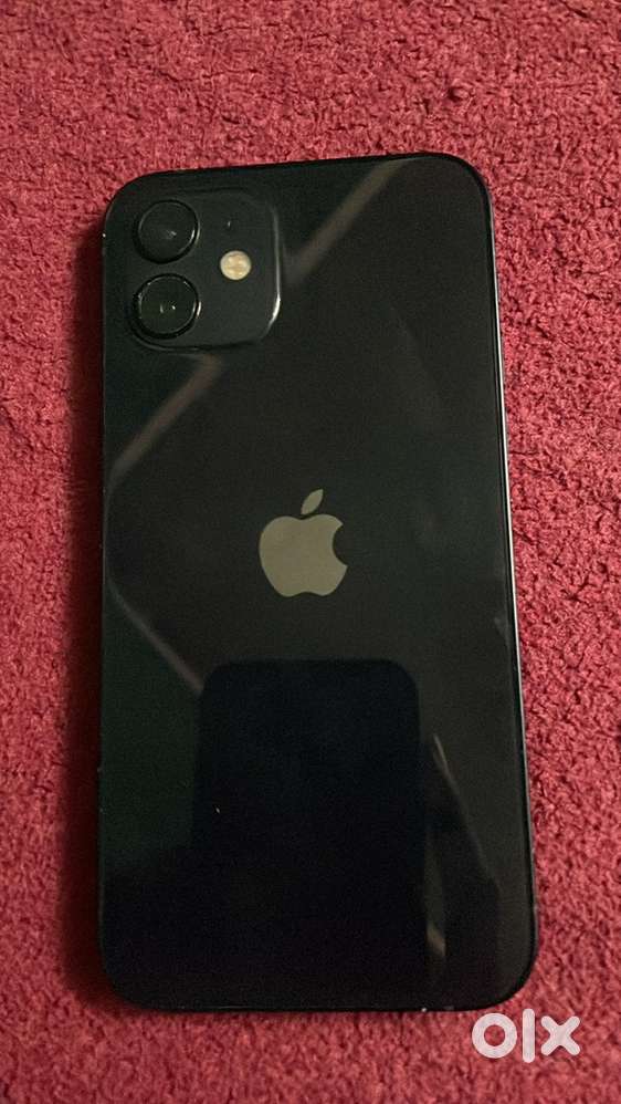 I phone 12 black 64gb Storage