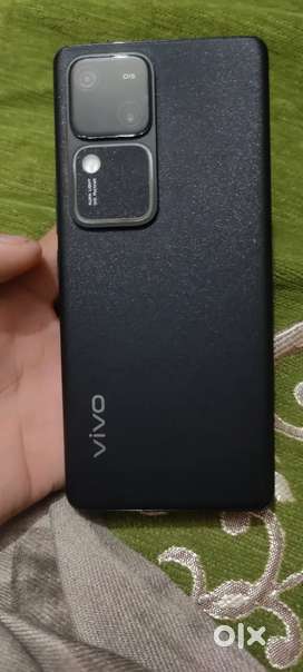 Vivo v30. .