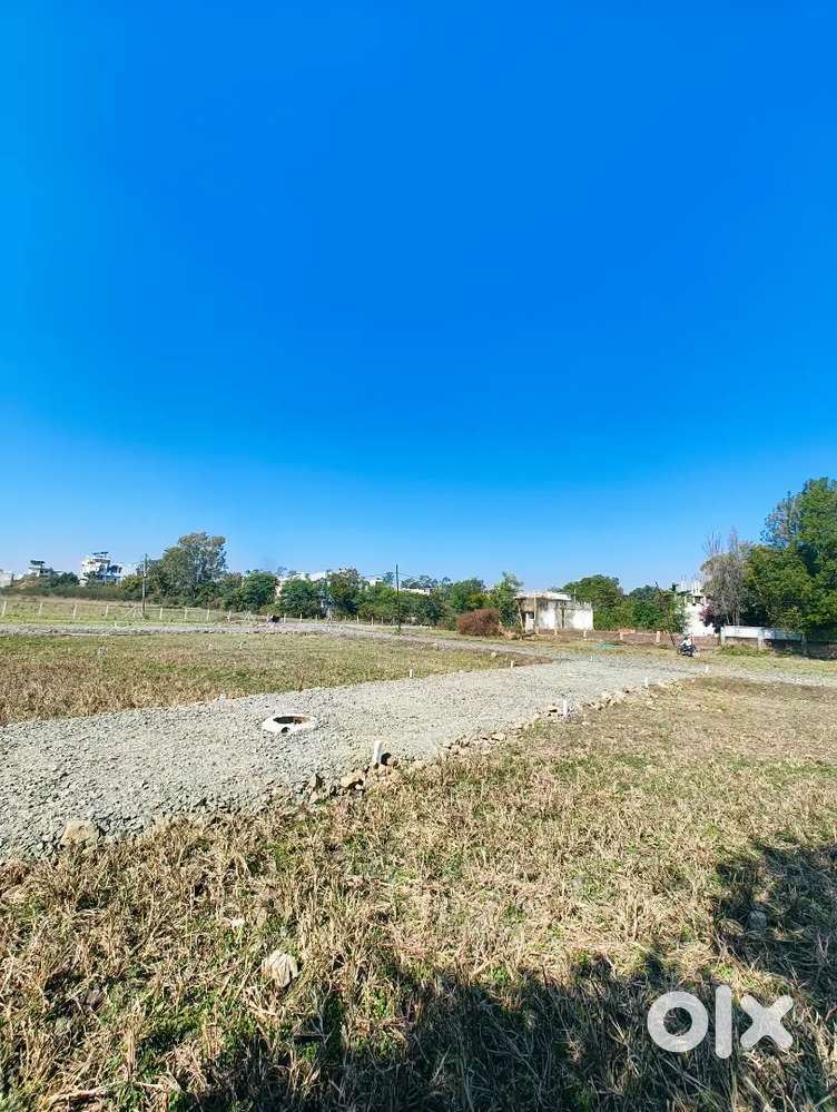 सभी साइज में डायवर्टेड आवासीय सुविधा युक्त प्लॉट फार्म हाउस उपलब्ध हैं