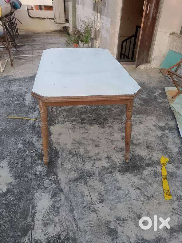 WOODEN DINING TABLE