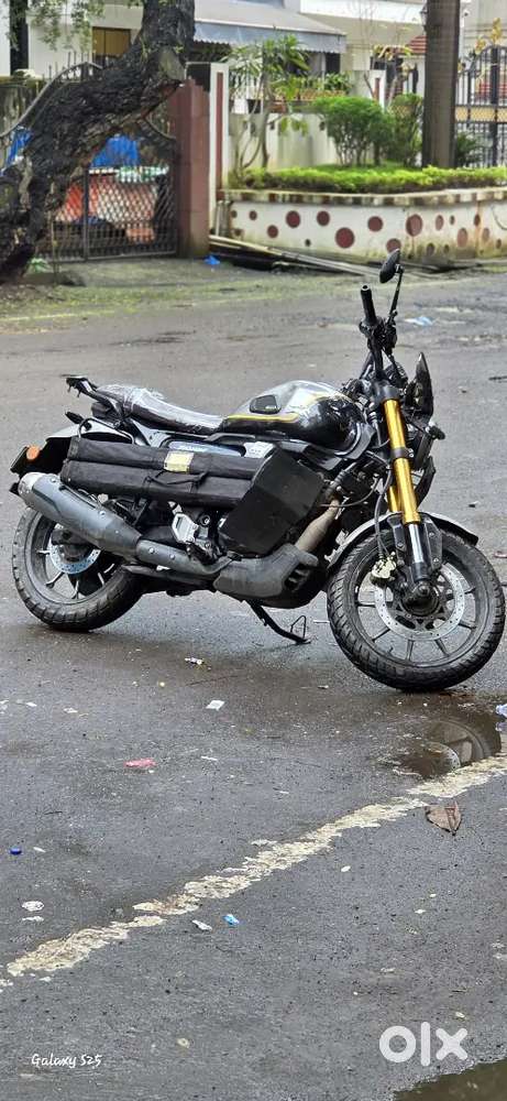 Selling my Tvs Ronin Top model with All Genuine Tvs Accessories.