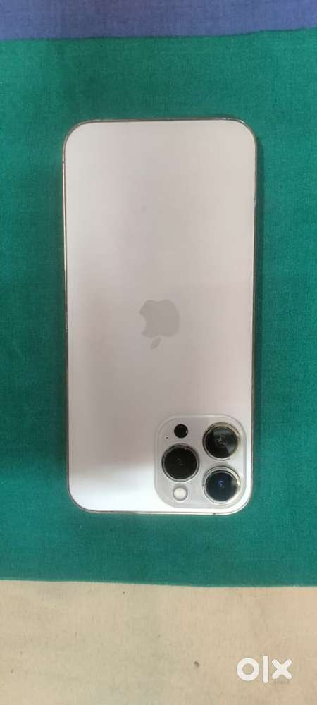 iPhone 13 pro maxx 256gb golden colour
