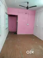 office @ Bachelor room available