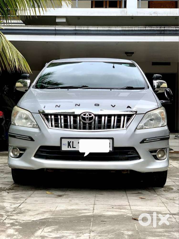 Toyota Innova 2.5 G (Diesel) 8 Seater, 2013, Diesel