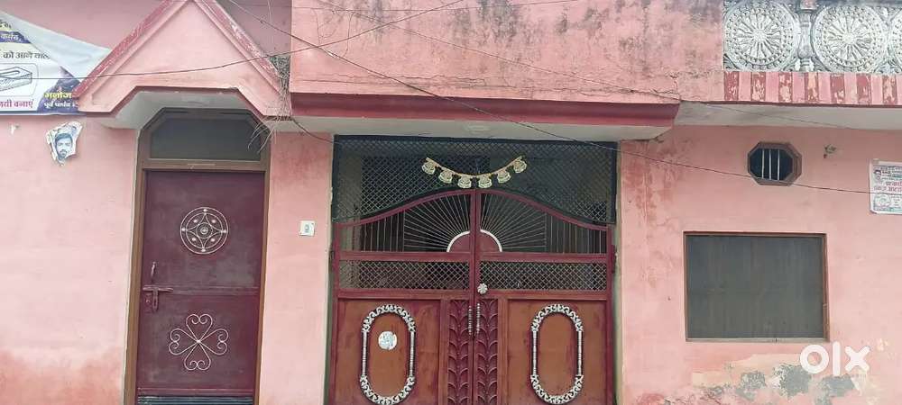 1800sqft.area double road corner saraswati vihar near mangalam enclave