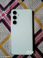 Samsung galaxy S24 new condition in chip price