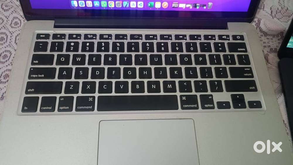 Apple MacBook Air – i7  16GB RAM  512GB SSD  2015 Model