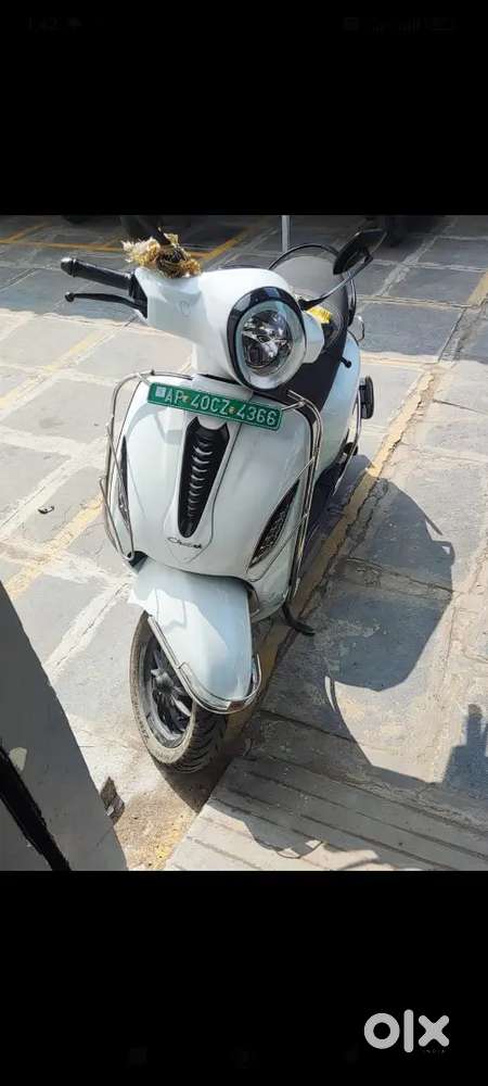 Bajaj Chetak ev 2901