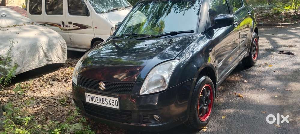 Maruti Suzuki Swift 1.3 ZXI, 2007, Petrol