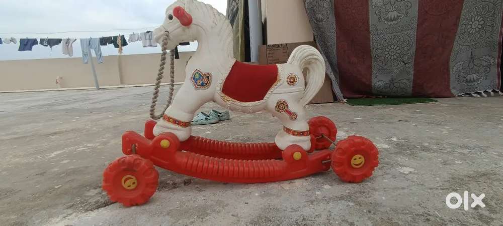 Small swing horse for children