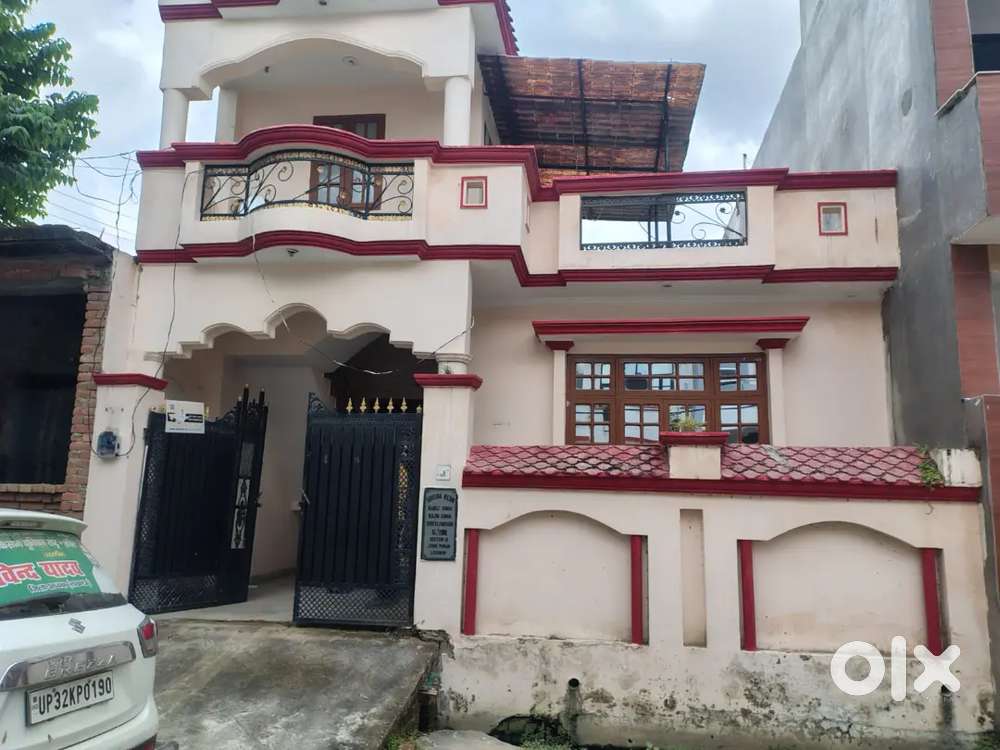 House for sale Near DPS jankipuram Extension sector 6