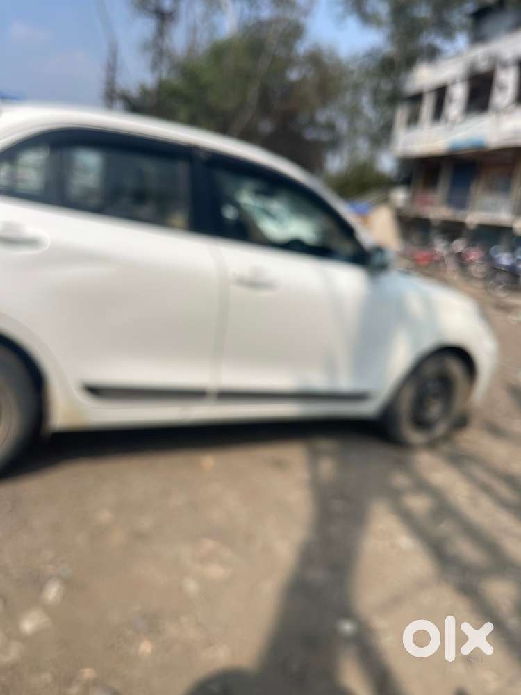 Family car drive ke liye contact kre