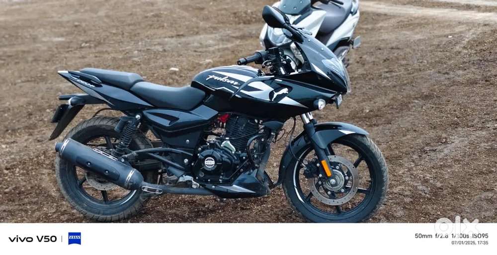 Brand new condition / First owner