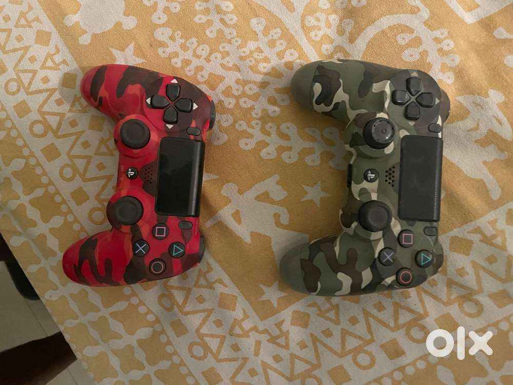 Ps 4 V2 joystick & 4 games