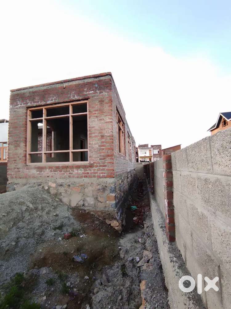 7 Marlas land, 1 storeyed house, Iram Lane Budshah Nagar.