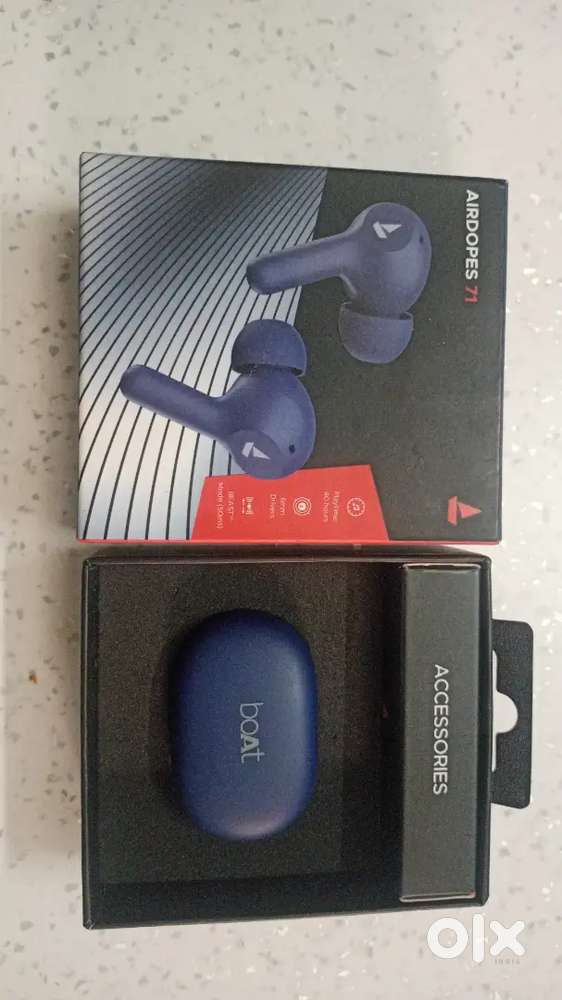 Boat airdopes 71 50hrs backup Not used just new