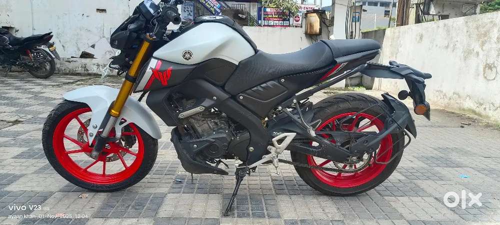 YAMAHA MT 15 MODEL 2023 FOR SALE GRAY