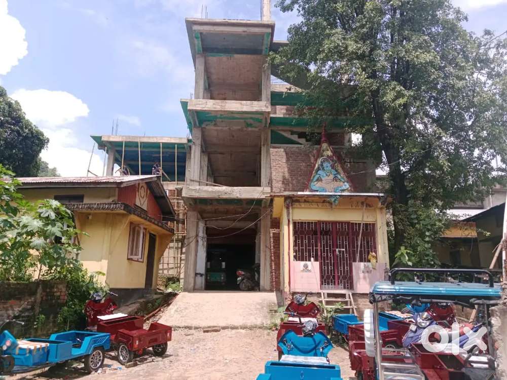 Excellent place only 150 meter from main road