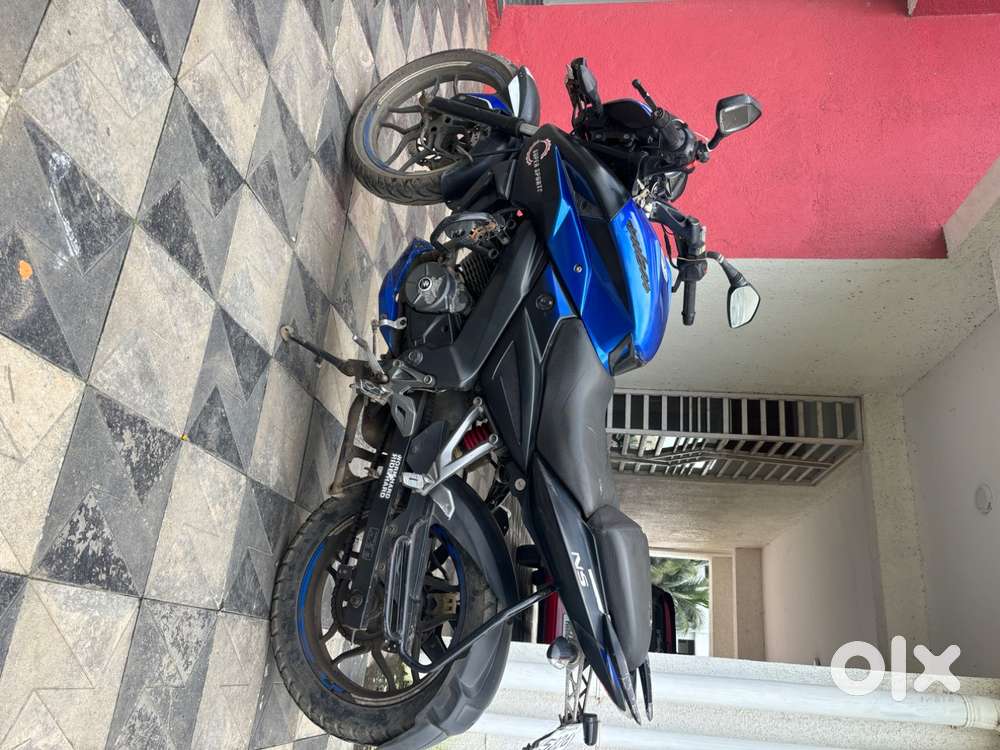 Bajaj Ns 160