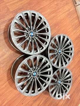 BMW 5 series GT 8.5J x 19 ET 25 mm and 9.5J x 19 ET 39