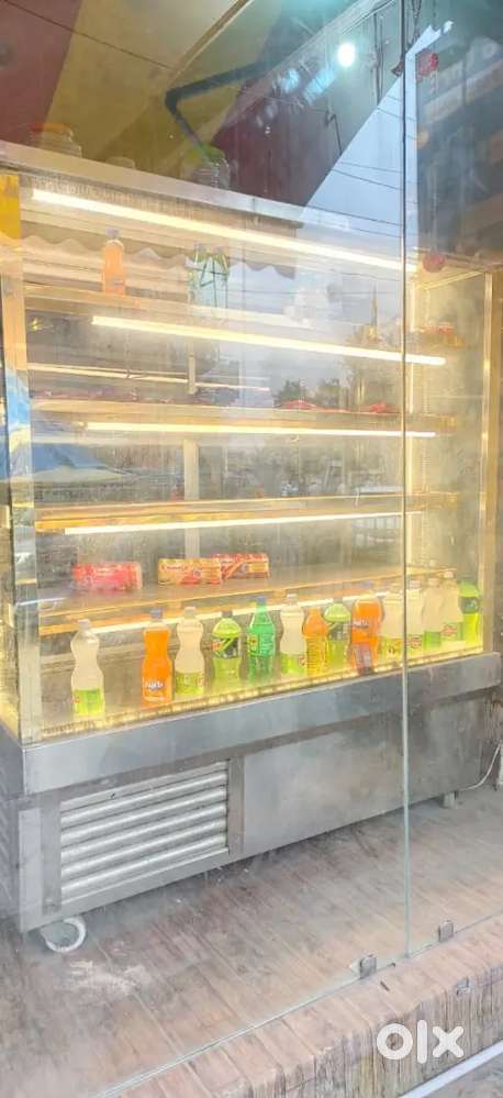 Big,small display fridgeand colddrink fridge