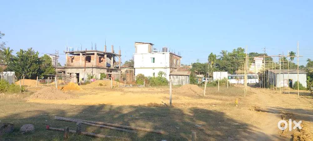 2gonda Jaga Bikri kora hobe bramhabari MAIN ROAD