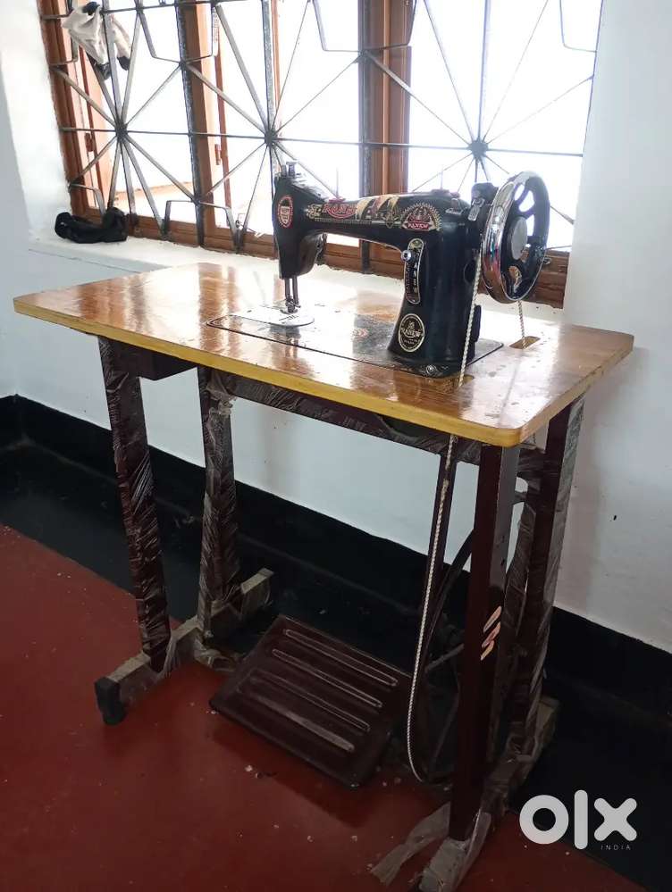 Tailoring machine (sewing mechine )