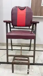 Parlour chair good condition 3month use only