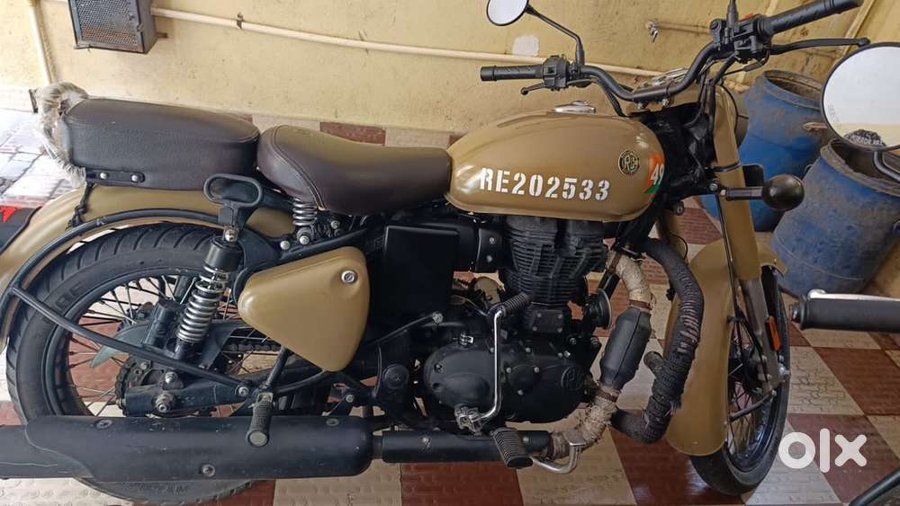 Royal enfield in mint condition maintained but has a dent on tank.