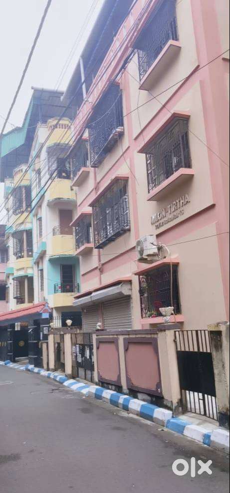 3 BHK Apartment in Kalibari Road