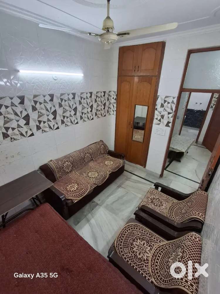 Full furnished house for bachelors boys or girls