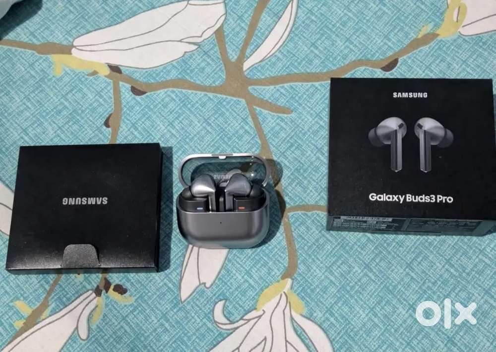 Samsung buds 3 pro in Brand new condition