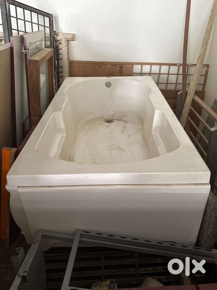 Jaguar - Bath Tub