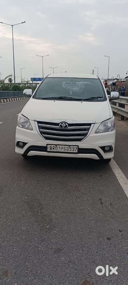 Toyota Innova 2.5 G (Diesel) 8 Seater, 2015, Diesel