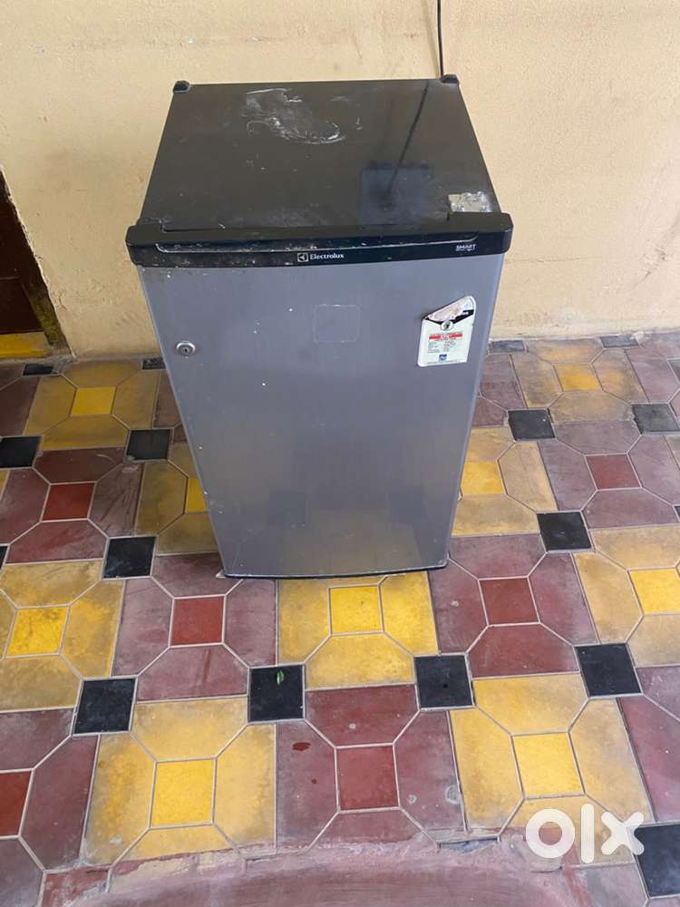 90 litre single door refrigirator