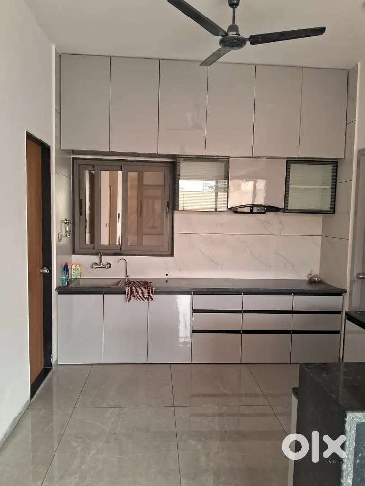 4 bhk new furnished flat for rent sama savli MacDonald vadodara