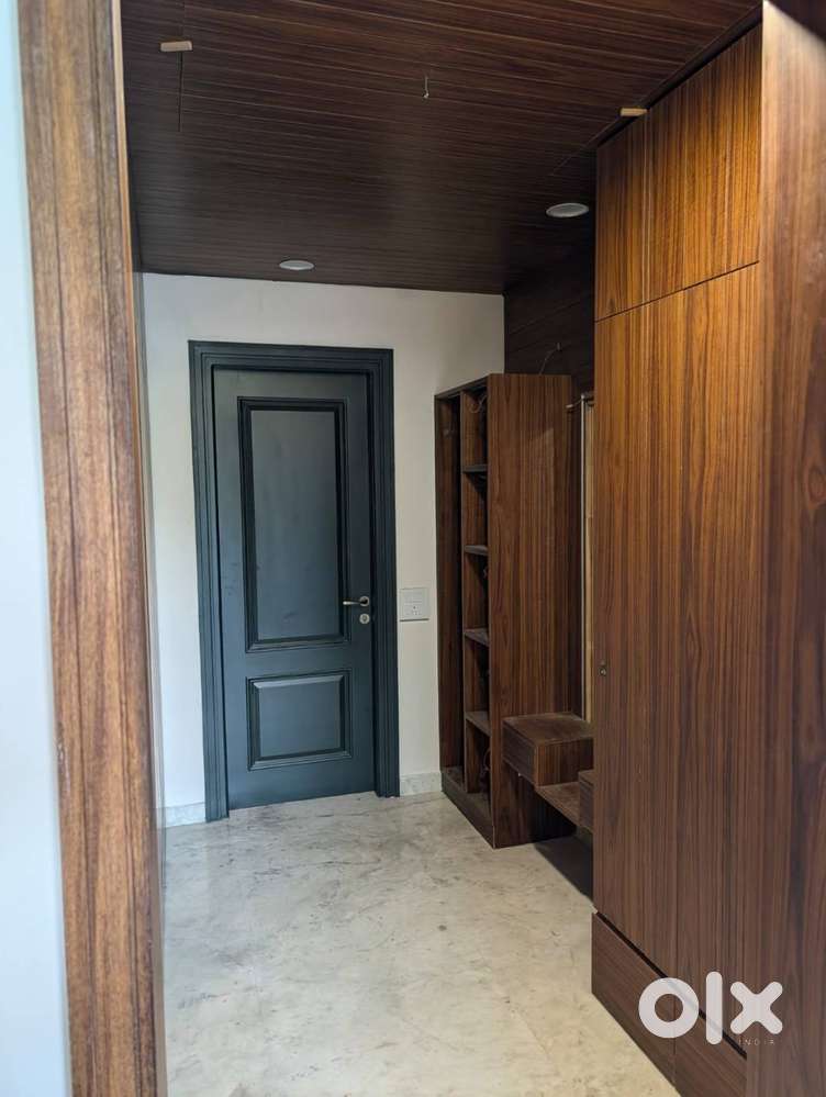 300 Sqyards Independent Villa For Sale in Omaxe Phase 3 New Chandigarh