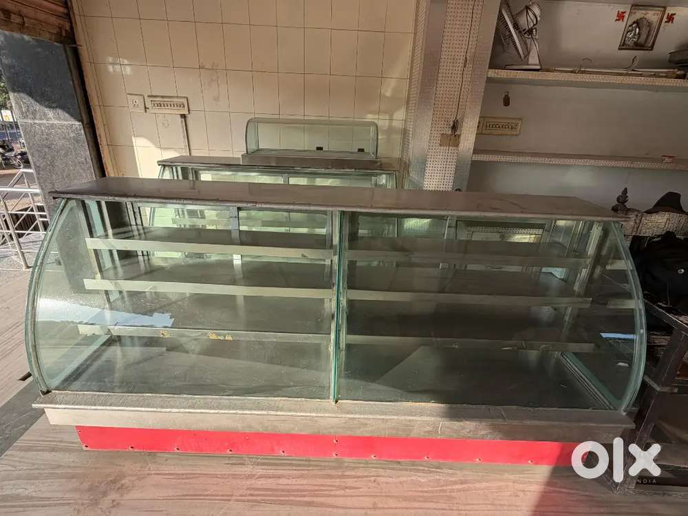 2 Non AC Counters & 1 Small Non Ac Counter, 1 Deep Freez