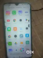 Redmi Note 8 Ram 4/64  storage mobile is selling display small dots
