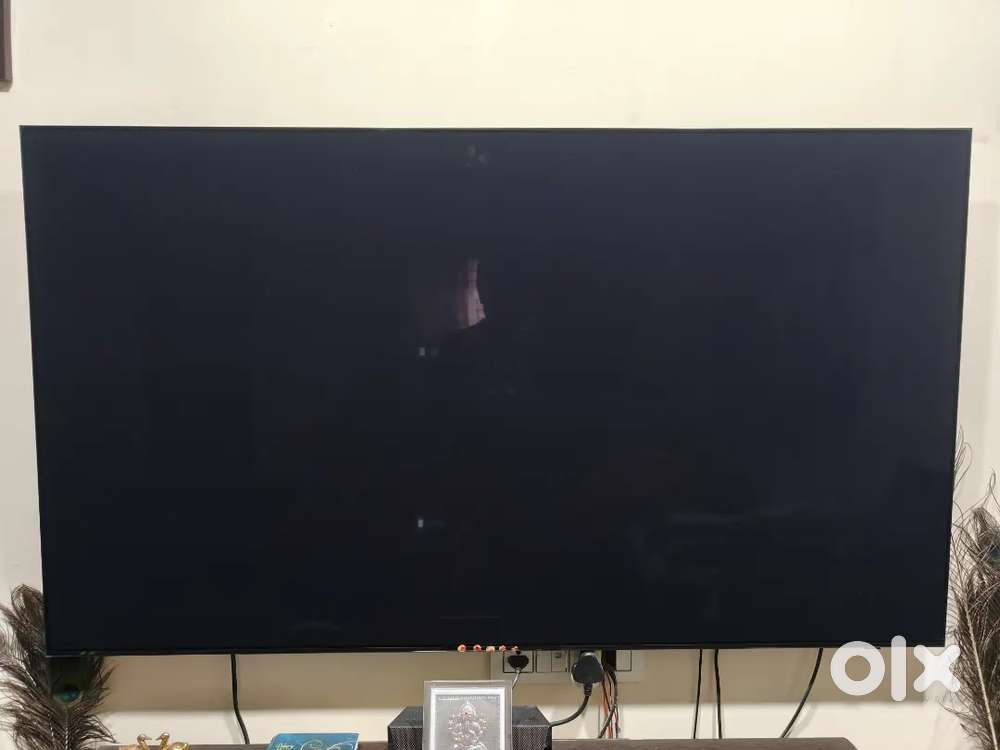 Samsung Oled 65 inch Tv model QA65s90daulxl 1 year old No repairs