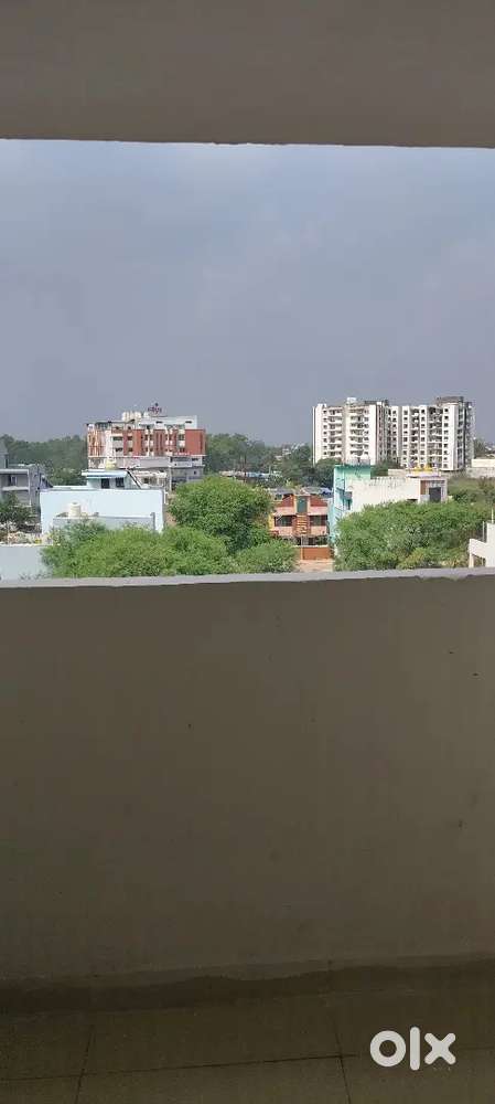 Urgent need for female roommate!