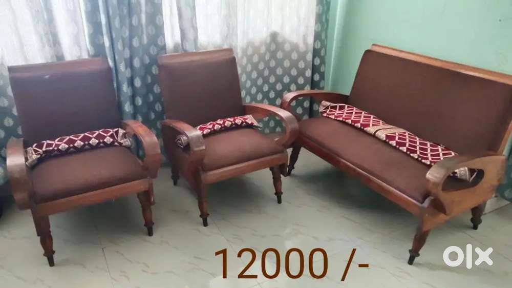 Bed,sofa, dining table, dining chair