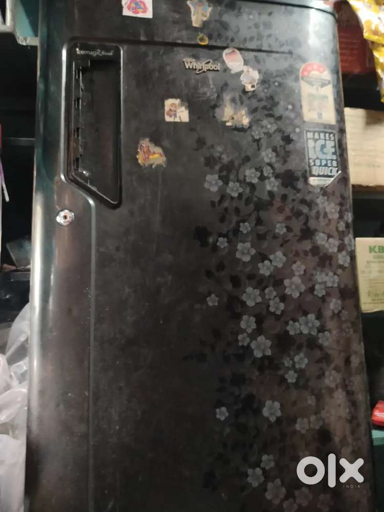 Whirlpool ( icemagic fridge)