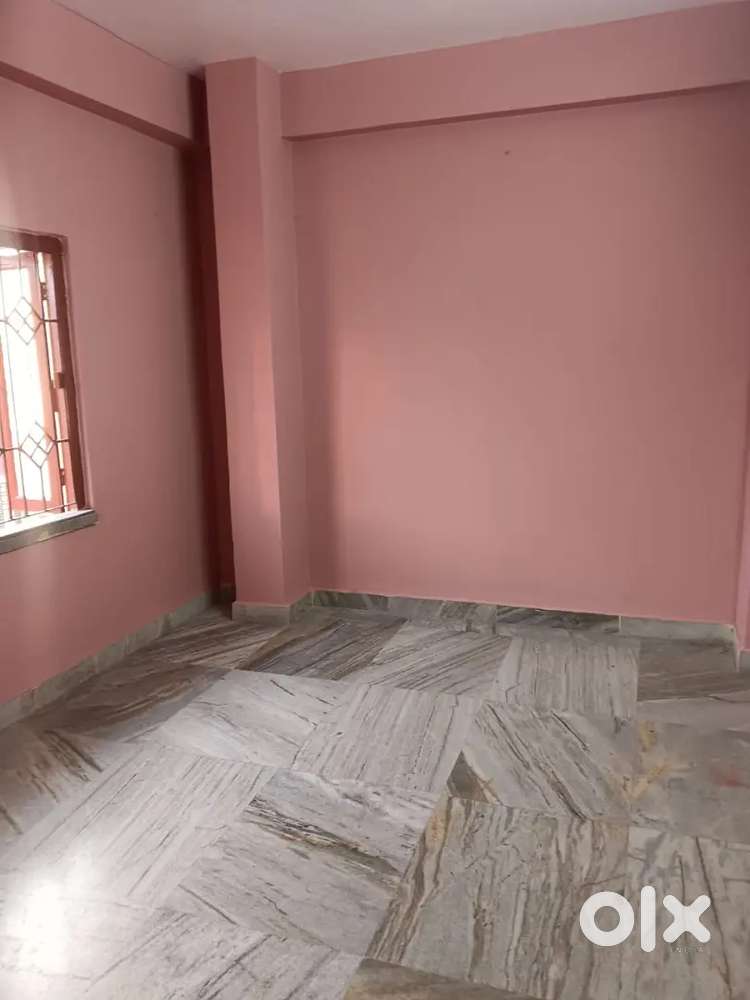 WELL CONDITION 2BHK FLAT RENT IN NEAR DUMDUM METRO STATION