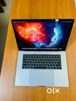 MacBook Pro 15-inch (2018, TouchBar)