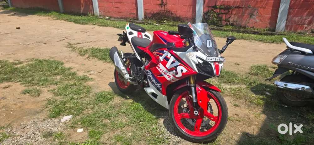 TVS RR310 DRIVEN 1100 KM ITS THE BILD TO ORDER