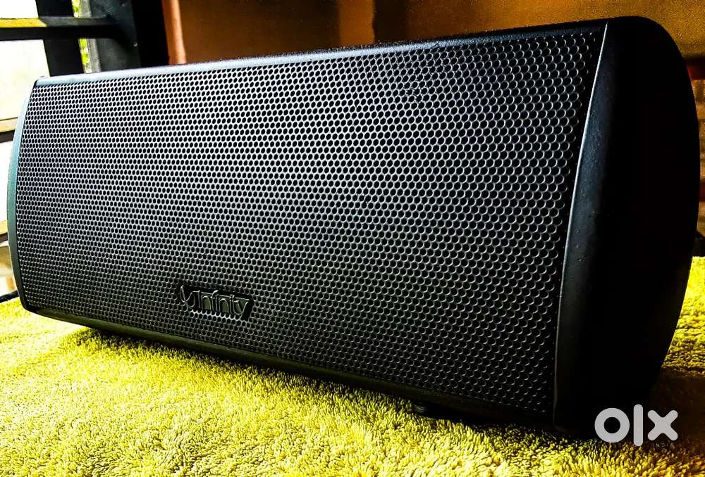 JBL PREMIUM INFINITY COMPACT 8Ω/ohms CENTER speaker for home theater