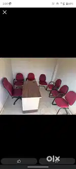 ई मित्र की दुकान पर काम है